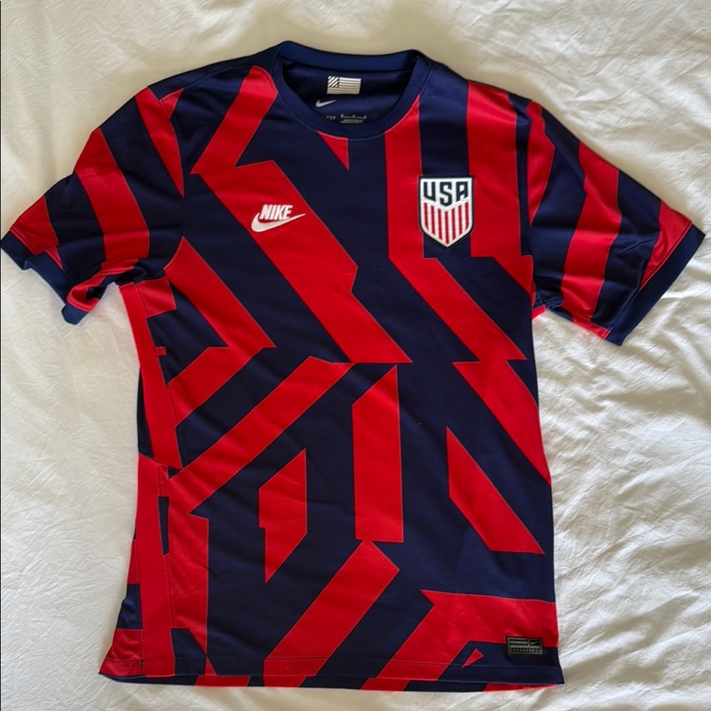 Nike USMNT Men’s Replica Jersey USA